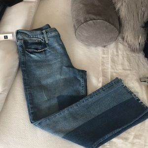 GAP COLOR BLOCK CROP JEANS